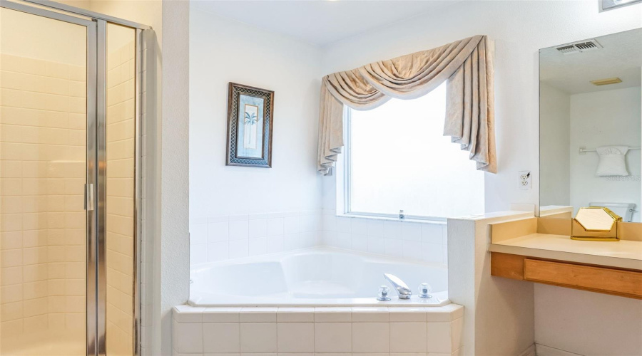 KISSIMMEE, Florida 34747, 4 Bedrooms Bedrooms, ,2 BathroomsBathrooms,Residential,For Sale,SECRET KEY COVE,0,MFRO6266315
