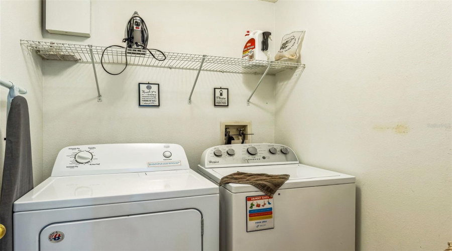 KISSIMMEE, Florida 34747, 4 Bedrooms Bedrooms, ,2 BathroomsBathrooms,Residential,For Sale,SECRET KEY COVE,0,MFRO6266315