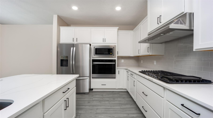 KISSIMMEE, Florida 34747, 5 Bedrooms Bedrooms, ,3 BathroomsBathrooms,Residential,For Sale,SOMERSWORTH,0,MFRTB8331032