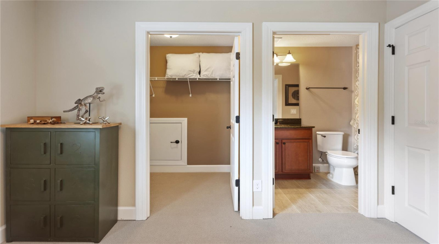 Bedroom 3 closet & en-suite bathroom