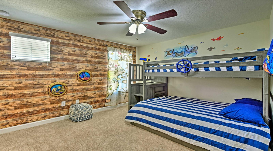 DAVENPORT, Florida 33896, 5 Bedrooms Bedrooms, ,5 BathroomsBathrooms,Residential,For Sale,MOON VALLEY,0,MFRO6266920