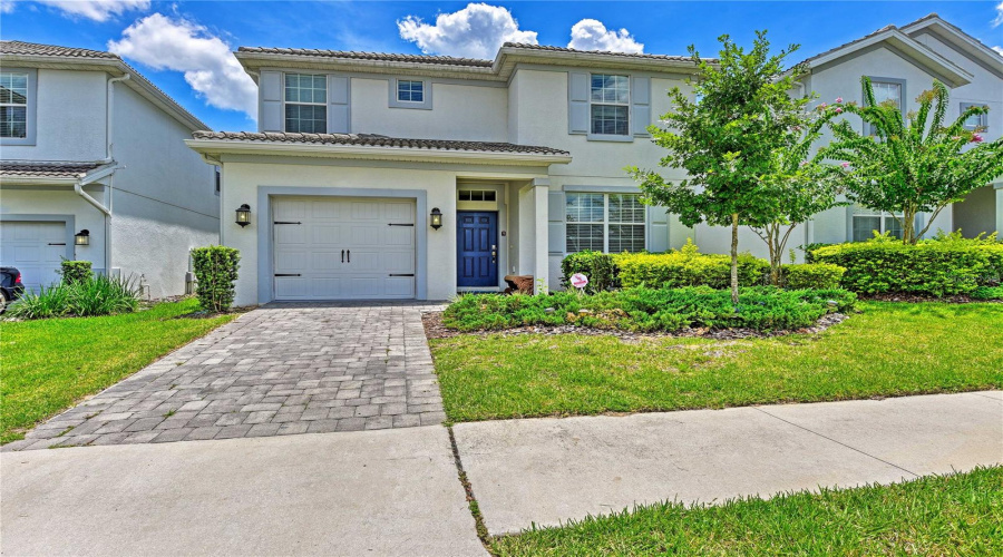 DAVENPORT, Florida 33896, 5 Bedrooms Bedrooms, ,5 BathroomsBathrooms,Residential,For Sale,MOON VALLEY,0,MFRO6266920