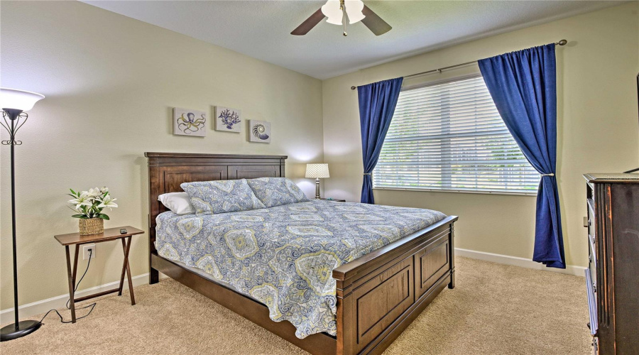 DAVENPORT, Florida 33896, 5 Bedrooms Bedrooms, ,5 BathroomsBathrooms,Residential,For Sale,MOON VALLEY,0,MFRO6266920