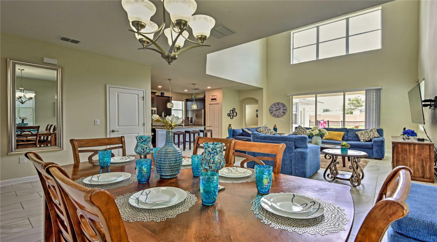 DAVENPORT, Florida 33896, 5 Bedrooms Bedrooms, ,5 BathroomsBathrooms,Residential,For Sale,MOON VALLEY,0,MFRO6266920