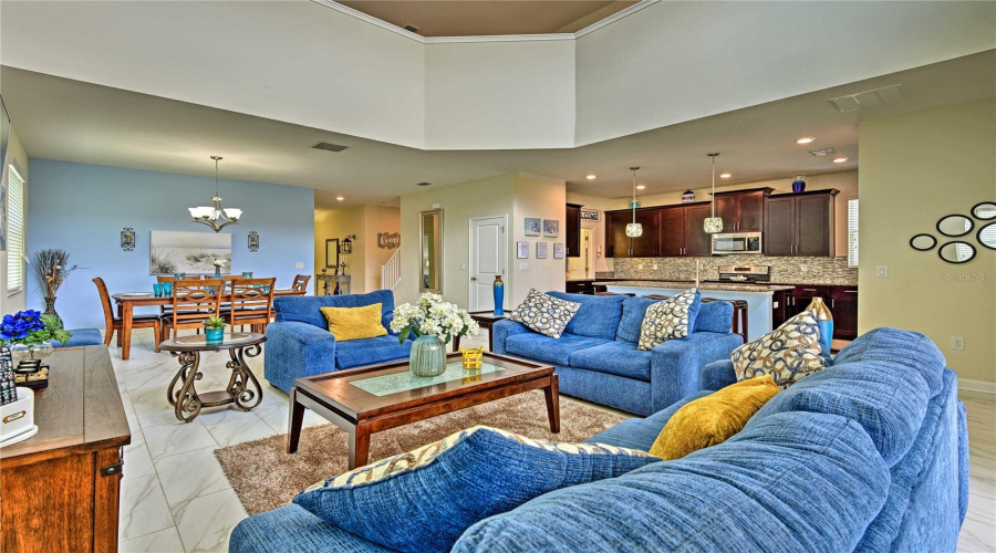 DAVENPORT, Florida 33896, 5 Bedrooms Bedrooms, ,5 BathroomsBathrooms,Residential,For Sale,MOON VALLEY,0,MFRO6266920