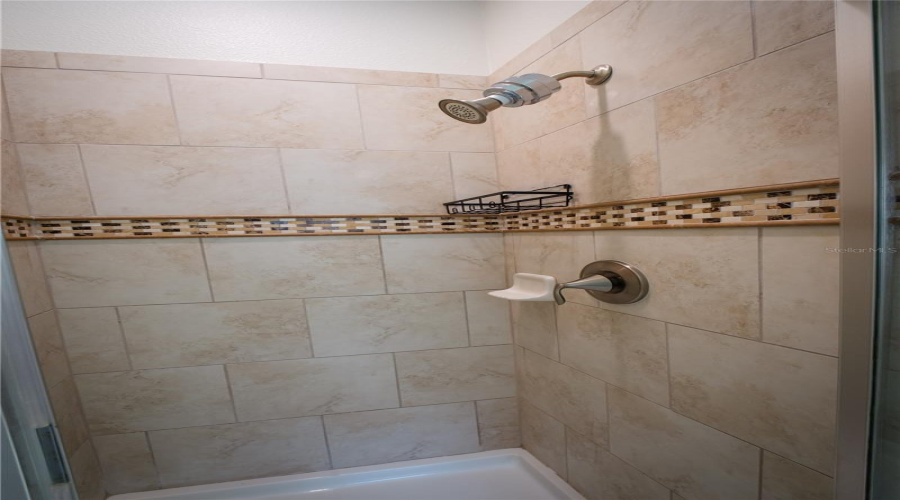 DAVENPORT, Florida 33896, 2 Bedrooms Bedrooms, ,2 BathroomsBathrooms,Residential,For Sale,AZALEA SANDS,0,MFRO6262383