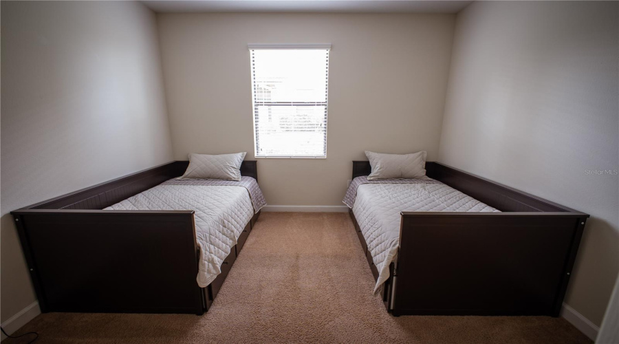 DAVENPORT, Florida 33896, 2 Bedrooms Bedrooms, ,2 BathroomsBathrooms,Residential,For Sale,AZALEA SANDS,0,MFRO6262383