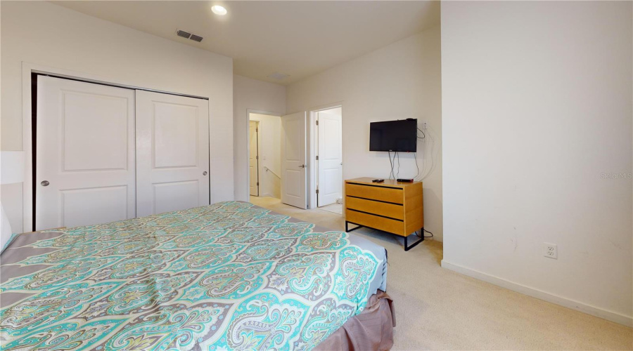 KISSIMMEE, Florida 34746, 2 Bedrooms Bedrooms, ,2 BathroomsBathrooms,Residential,For Sale,BUGATTI,0,MFRS5117612