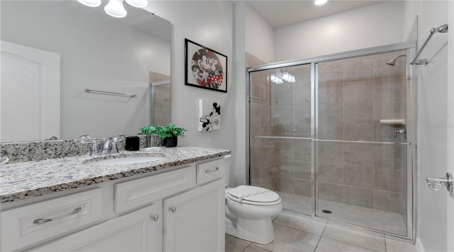DAVENPORT, Florida 33837, 5 Bedrooms Bedrooms, ,4 BathroomsBathrooms,Residential,For Sale,OAKMOSS,0,MFRO6266899