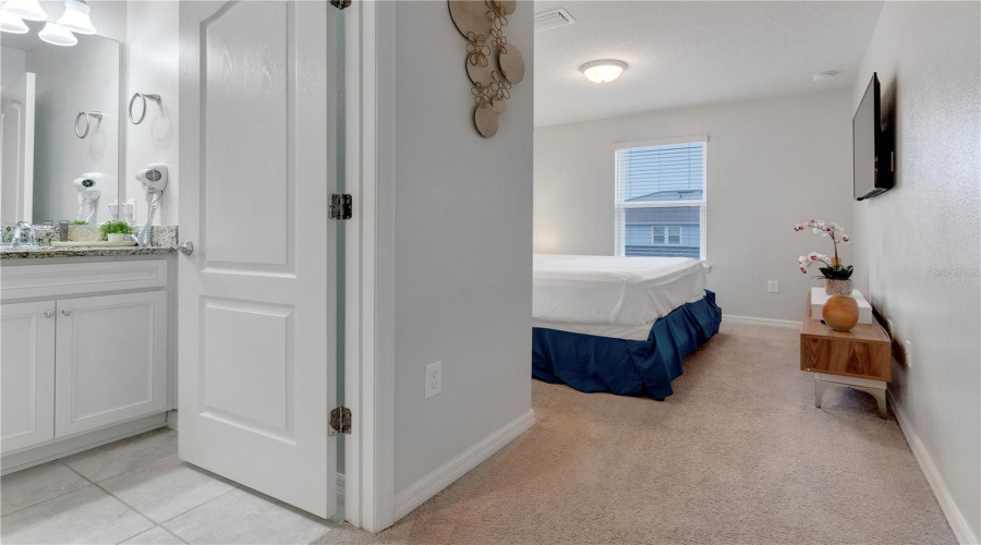 DAVENPORT, Florida 33837, 5 Bedrooms Bedrooms, ,4 BathroomsBathrooms,Residential,For Sale,OAKMOSS,0,MFRO6266899