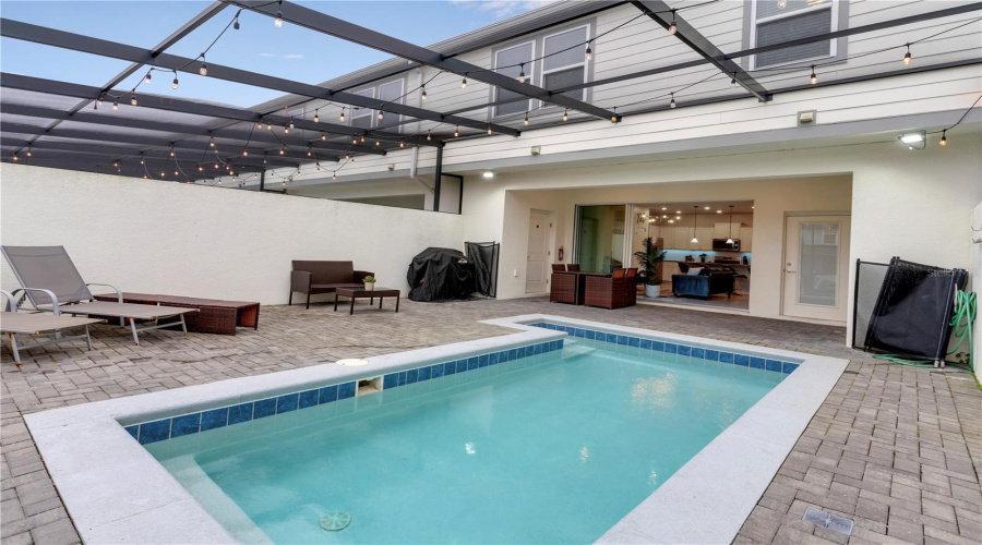 DAVENPORT, Florida 33837, 5 Bedrooms Bedrooms, ,4 BathroomsBathrooms,Residential,For Sale,OAKMOSS,0,MFRO6266899