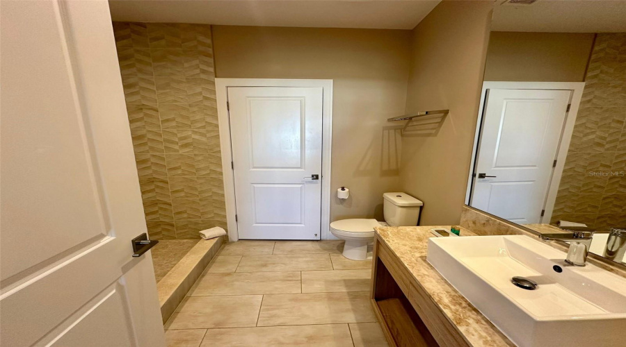Kissimmee, Florida 34747, 3 Bedrooms Bedrooms, ,3 Bathroomsbathrooms,Residential,For Sale,Brooklyn,Mfro6266967
