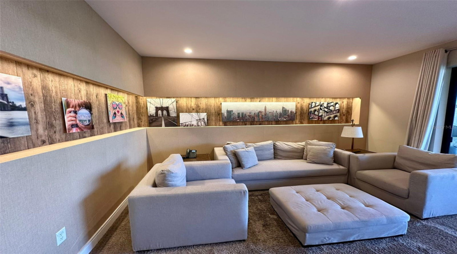 Kissimmee, Florida 34747, 3 Bedrooms Bedrooms, ,3 Bathroomsbathrooms,Residential,For Sale,Brooklyn,Mfro6266967