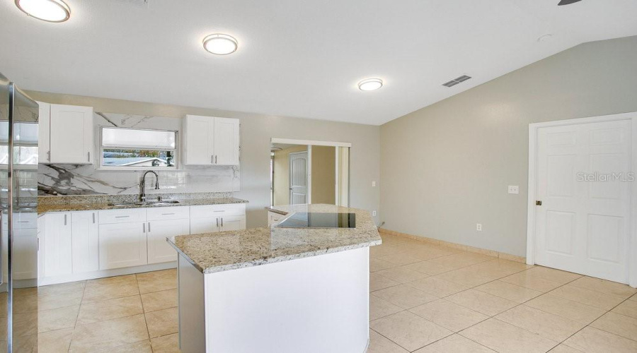 Kissimmee, Florida 34746, 4 Bedrooms Bedrooms, ,3 Bathroomsbathrooms,Residential,For Sale,Big Valley,Mfro6262796