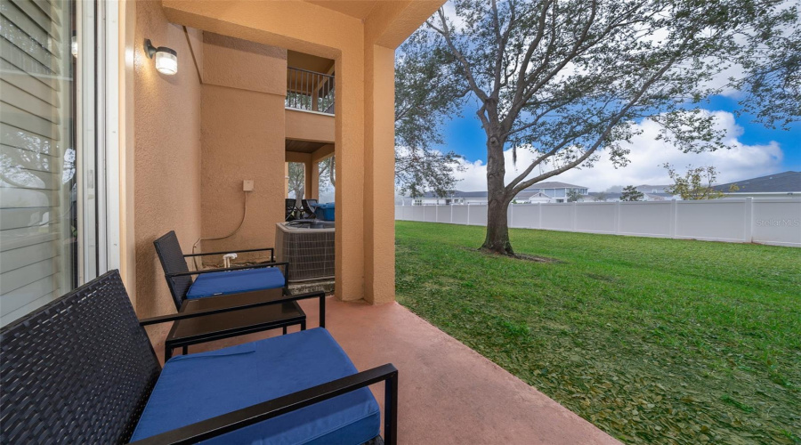 Davenport, Florida 33897, 4 Bedrooms Bedrooms, ,3 Bathroomsbathrooms,Residential,For Sale,Calabria,Mfro6267409