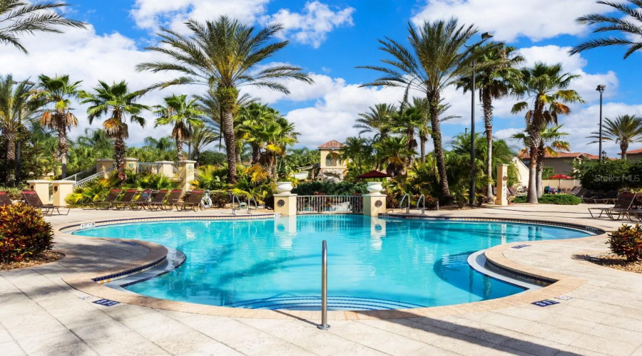 Davenport, Florida 33897, 4 Bedrooms Bedrooms, ,3 Bathroomsbathrooms,Residential,For Sale,Calabria,Mfro6267409