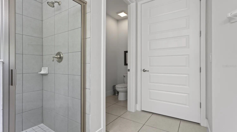 Kissimmee, Florida 34747, 6 Bedrooms Bedrooms, ,6 Bathroomsbathrooms,Residential,For Sale,Pendant,Mfro6197174