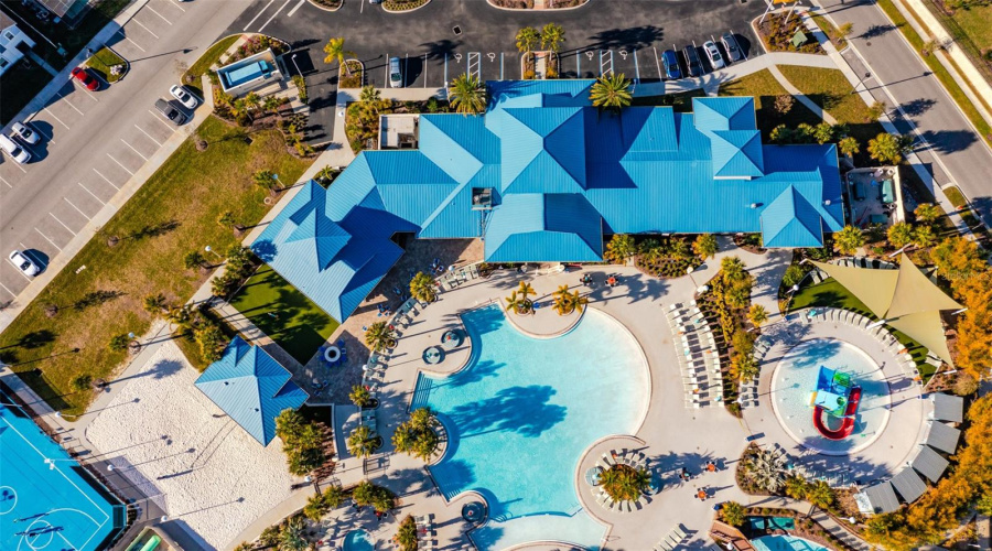 DAVENPORT, Florida 33897, 5 Bedrooms Bedrooms, ,5 BathroomsBathrooms,Residential,For Sale,ALOHA,0,MFRTB8333829