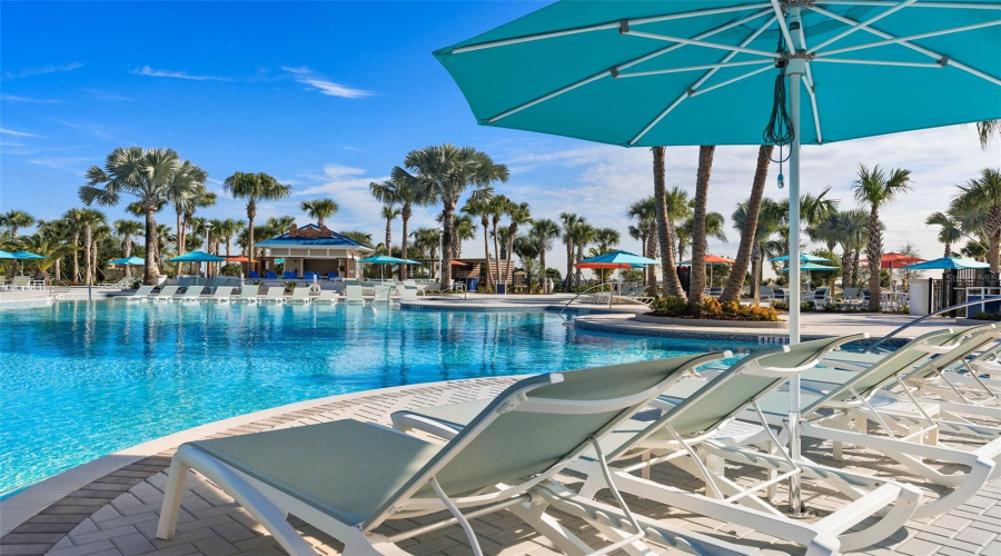 DAVENPORT, Florida 33897, 5 Bedrooms Bedrooms, ,5 BathroomsBathrooms,Residential,For Sale,ALOHA,0,MFRTB8333829