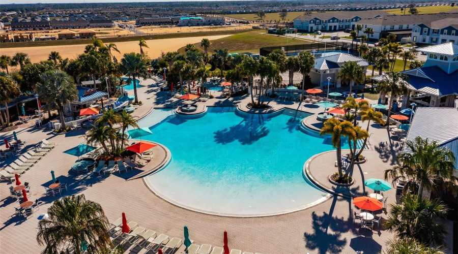 DAVENPORT, Florida 33897, 5 Bedrooms Bedrooms, ,5 BathroomsBathrooms,Residential,For Sale,ALOHA,0,MFRTB8333829