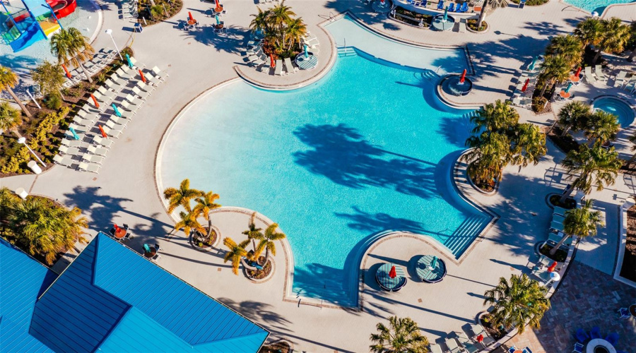 DAVENPORT, Florida 33897, 5 Bedrooms Bedrooms, ,5 BathroomsBathrooms,Residential,For Sale,ALOHA,0,MFRTB8333829