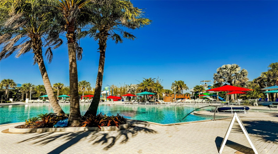 DAVENPORT, Florida 33897, 5 Bedrooms Bedrooms, ,5 BathroomsBathrooms,Residential,For Sale,ALOHA,0,MFRTB8333829