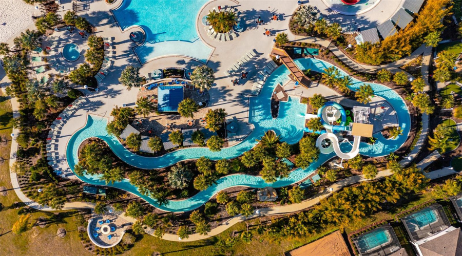 DAVENPORT, Florida 33897, 5 Bedrooms Bedrooms, ,5 BathroomsBathrooms,Residential,For Sale,ALOHA,0,MFRTB8333829