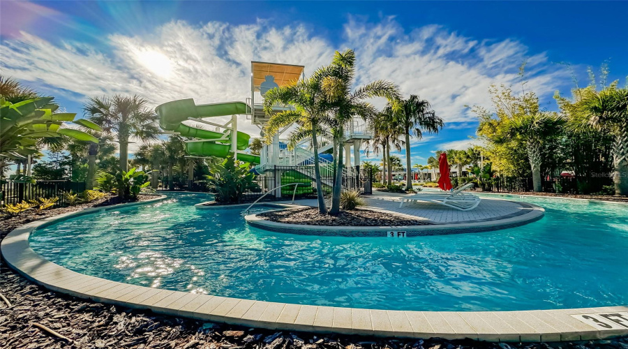 DAVENPORT, Florida 33897, 5 Bedrooms Bedrooms, ,5 BathroomsBathrooms,Residential,For Sale,ALOHA,0,MFRTB8333829