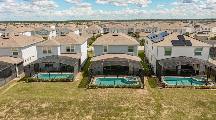 DAVENPORT, Florida 33897, 5 Bedrooms Bedrooms, ,5 BathroomsBathrooms,Residential,For Sale,ALOHA,0,MFRTB8333829