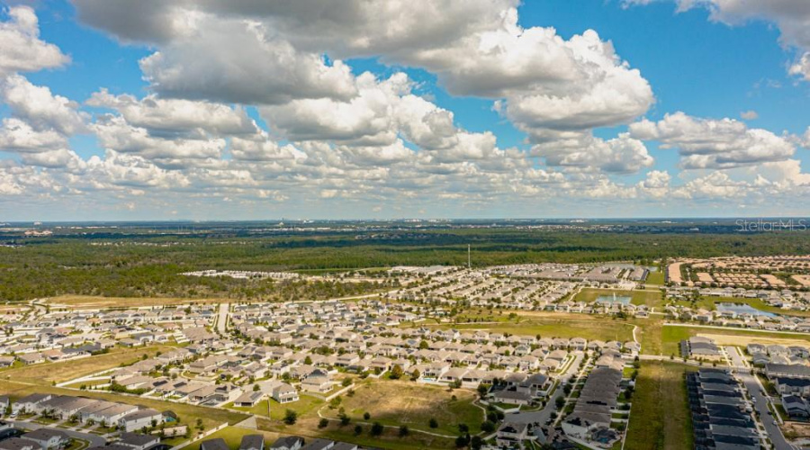 DAVENPORT, Florida 33897, 5 Bedrooms Bedrooms, ,5 BathroomsBathrooms,Residential,For Sale,ALOHA,0,MFRTB8333829