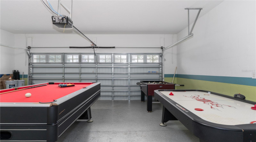2-Car Garage