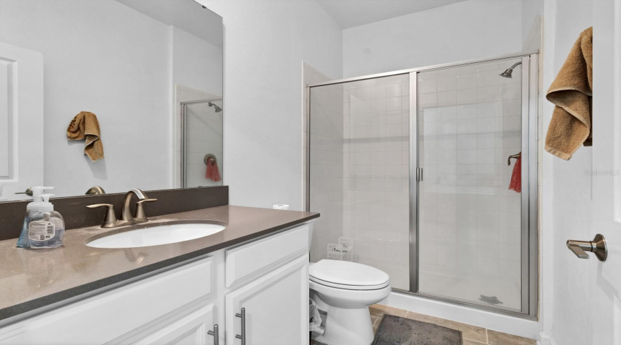 Davenport, Florida 33837, 4 Bedrooms Bedrooms, ,3 Bathroomsbathrooms,Residential,For Sale,Camden,Mfro6267593