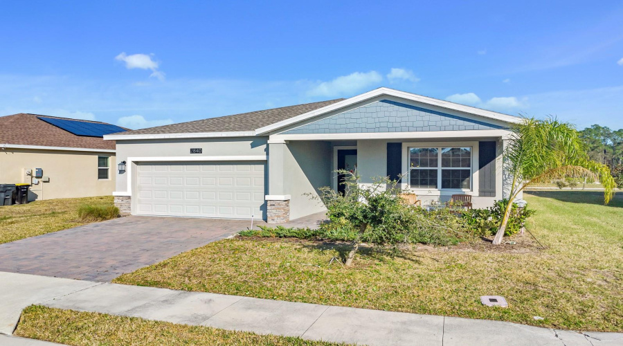 Davenport, Florida 33837, 4 Bedrooms Bedrooms, ,3 Bathroomsbathrooms,Residential,For Sale,Camden,Mfro6267593