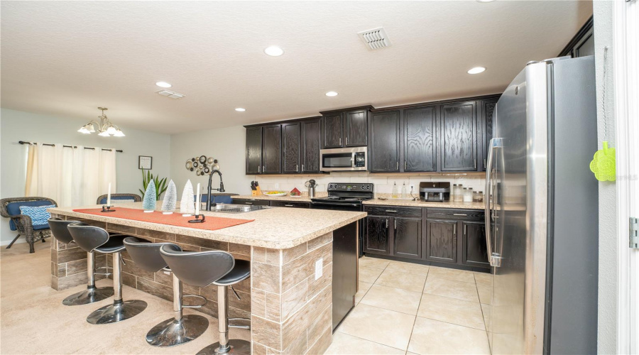 Davenport, Florida 33837, 4 Bedrooms Bedrooms, ,2 Bathroomsbathrooms,Residential,For Sale,Benjamin,Mfro6267307