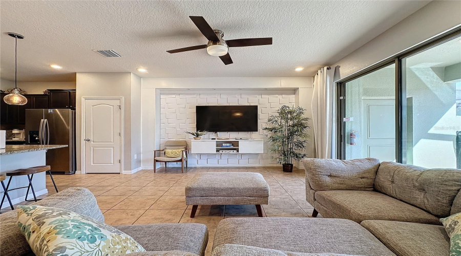 Davenport, Florida 33837, 5 Bedrooms Bedrooms, ,4 Bathroomsbathrooms,Residential,For Sale,Terrasonesta,Mfrs5117646