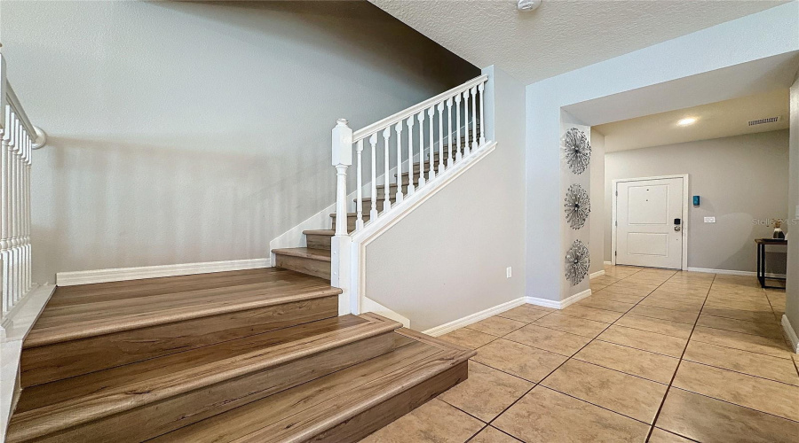 Davenport, Florida 33837, 5 Bedrooms Bedrooms, ,4 Bathroomsbathrooms,Residential,For Sale,Terrasonesta,Mfrs5117646