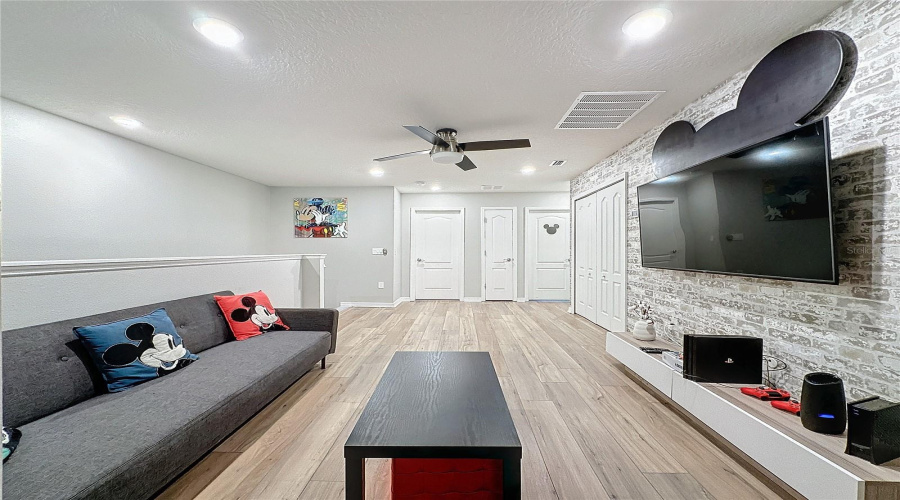 Davenport, Florida 33837, 5 Bedrooms Bedrooms, ,4 Bathroomsbathrooms,Residential,For Sale,Terrasonesta,Mfrs5117646