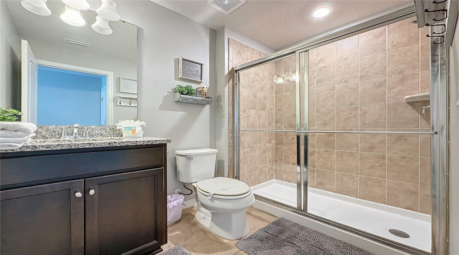 Davenport, Florida 33837, 5 Bedrooms Bedrooms, ,4 Bathroomsbathrooms,Residential,For Sale,Terrasonesta,Mfrs5117646