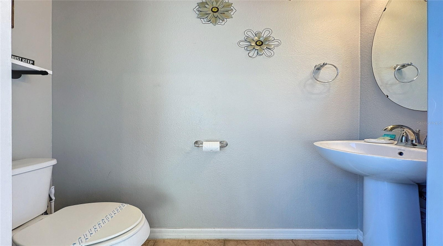 Davenport, Florida 33837, 5 Bedrooms Bedrooms, ,4 Bathroomsbathrooms,Residential,For Sale,Terrasonesta,Mfrs5117646