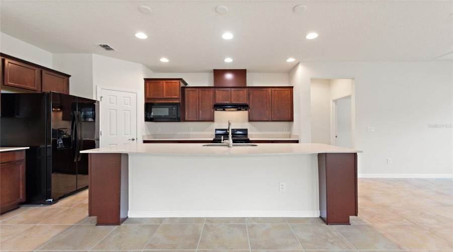 Davenport, Florida 33837, 3 Bedrooms Bedrooms, ,2 Bathroomsbathrooms,Residential,For Sale,Vigo,Mfro6218432