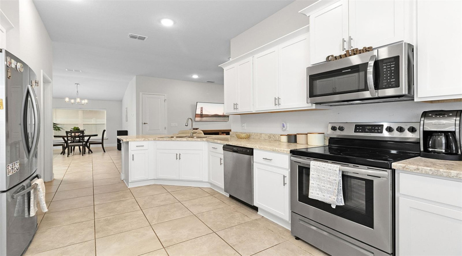 Davenport, Florida 33837, 4 Bedrooms Bedrooms, ,2 Bathroomsbathrooms,Residential,For Sale,Citrus Landings,Mfrs5106175