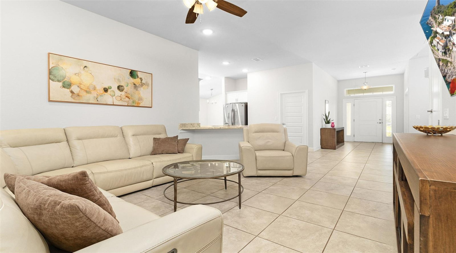 Davenport, Florida 33837, 4 Bedrooms Bedrooms, ,2 Bathroomsbathrooms,Residential,For Sale,Citrus Landings,Mfrs5106175