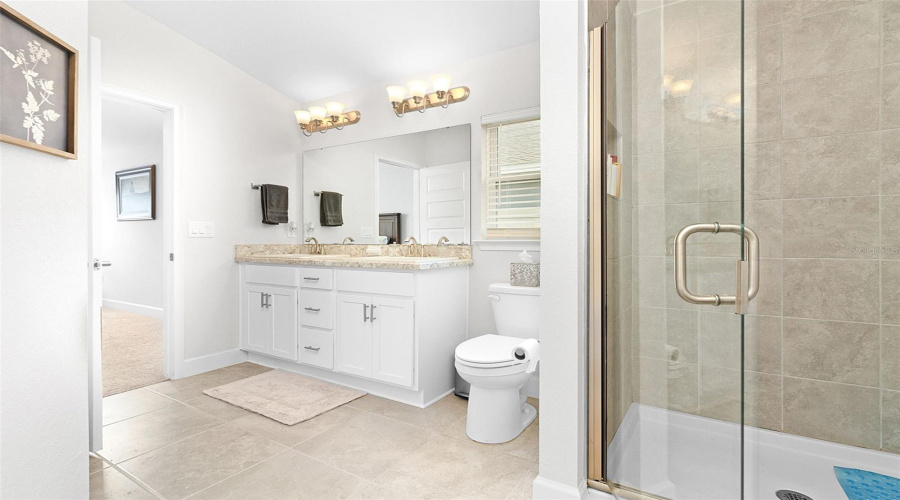 Davenport, Florida 33837, 4 Bedrooms Bedrooms, ,2 Bathroomsbathrooms,Residential,For Sale,Citrus Landings,Mfrs5106175