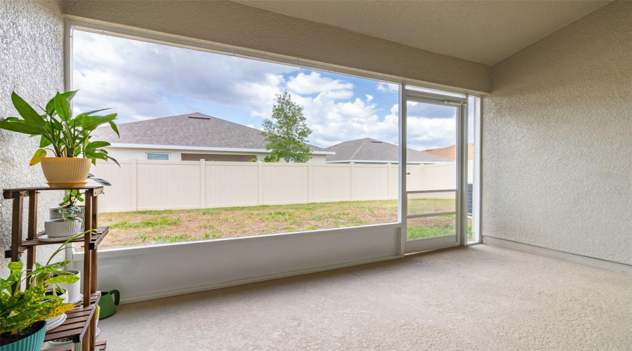 Davenport, Florida 33837, 4 Bedrooms Bedrooms, ,2 Bathroomsbathrooms,Residential,For Sale,Citrus Landings,Mfrs5106175