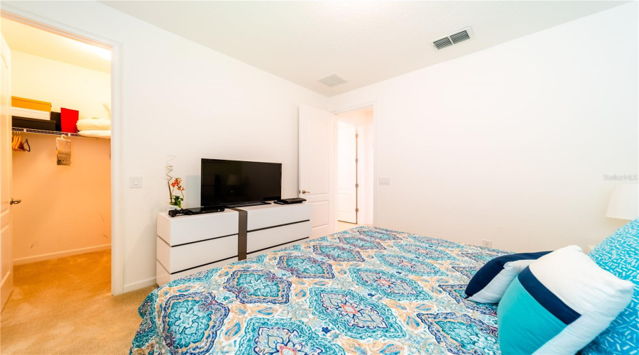 DAVENPORT, Florida 33837, 5 Bedrooms Bedrooms, ,4 BathroomsBathrooms,Residential,For Sale,OAKRISE,0,MFRO6268061