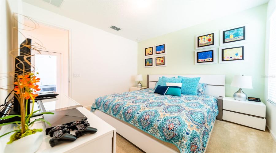 DAVENPORT, Florida 33837, 5 Bedrooms Bedrooms, ,4 BathroomsBathrooms,Residential,For Sale,OAKRISE,0,MFRO6268061