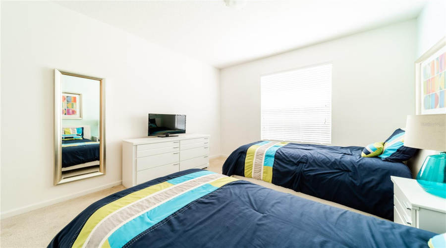DAVENPORT, Florida 33837, 5 Bedrooms Bedrooms, ,4 BathroomsBathrooms,Residential,For Sale,OAKRISE,0,MFRO6268061