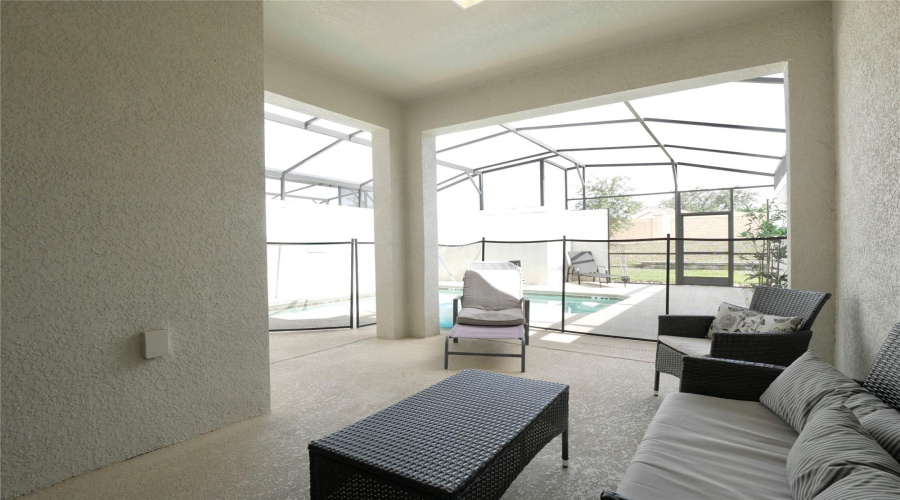DAVENPORT, Florida 33896, 4 Bedrooms Bedrooms, ,3 BathroomsBathrooms,Residential,For Sale,MOON VALLEY,MFRO6266551