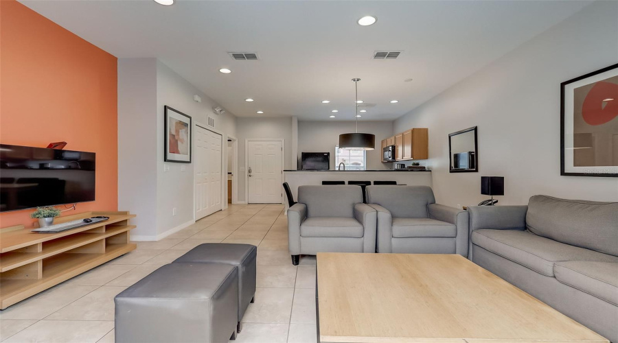 KISSIMMEE, Florida 34747, 2 Bedrooms Bedrooms, ,2 BathroomsBathrooms,Residential,For Sale,WHITE ORCHID,MFRO6143225