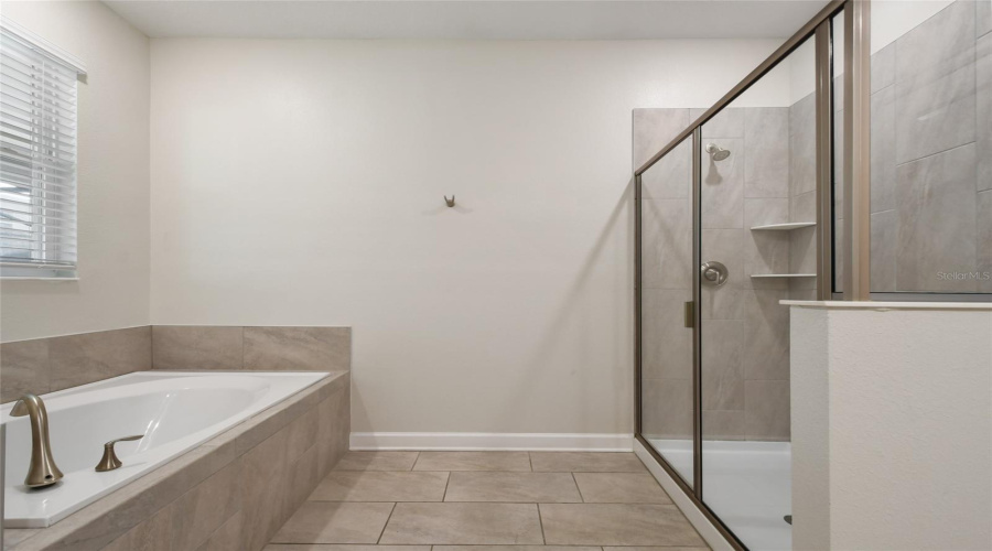 KISSIMMEE, Florida 34746, 9 Bedrooms Bedrooms, ,5 BathroomsBathrooms,Residential,For Sale,NARRATIVE,0,MFRTB8321367